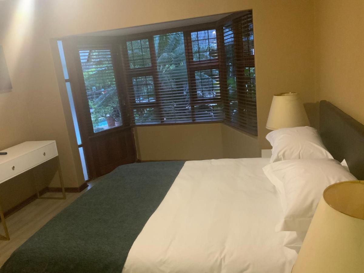 Marina Views Guesthouse Hartbeespoort Exterior photo