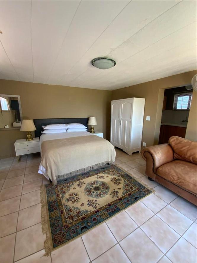 Marina Views Guesthouse Hartbeespoort Exterior photo